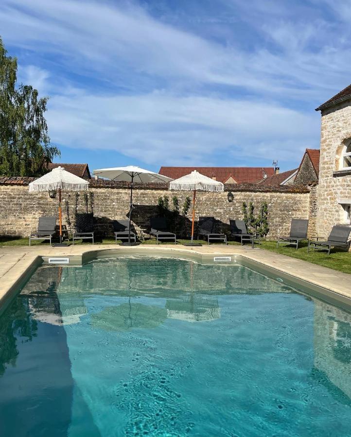 La Closerie De Gigny Maison Templiere Avec Piscine,Jacuzzi Exterior foto